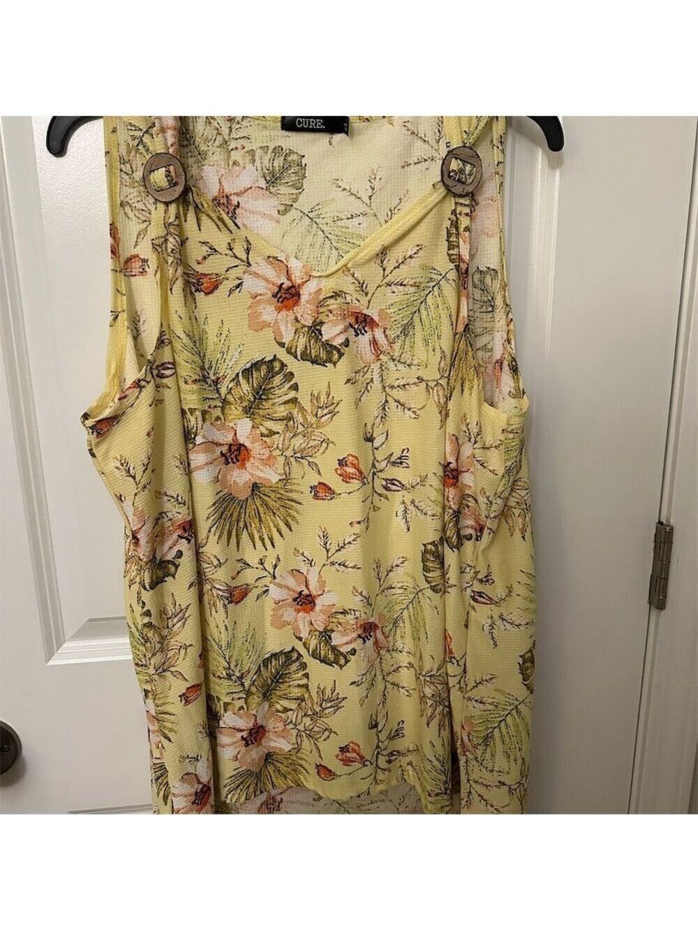 Cure Women's 1X & 2X Yellow Floral Sleeveless Tank Top Casual Summer
